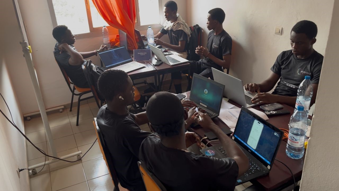 Change makers collaborating at a Durable Impact program in Cameroon.